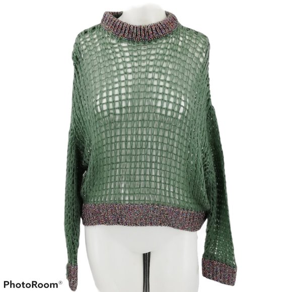 Absolutely Creative Worldwide Cropped Sweater XS